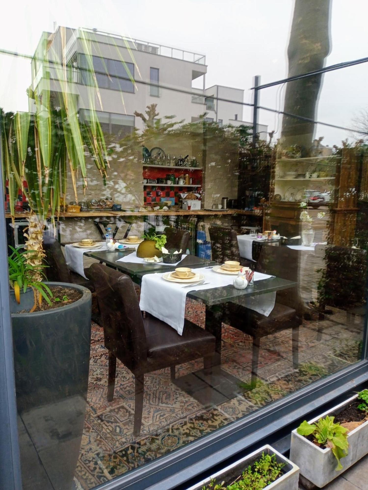 圣特雷登 Kolmojen酒店 外观 照片